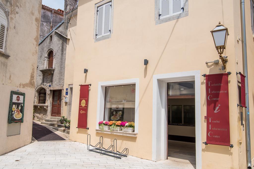 Apartman Marinko Krk Town Exterior photo
